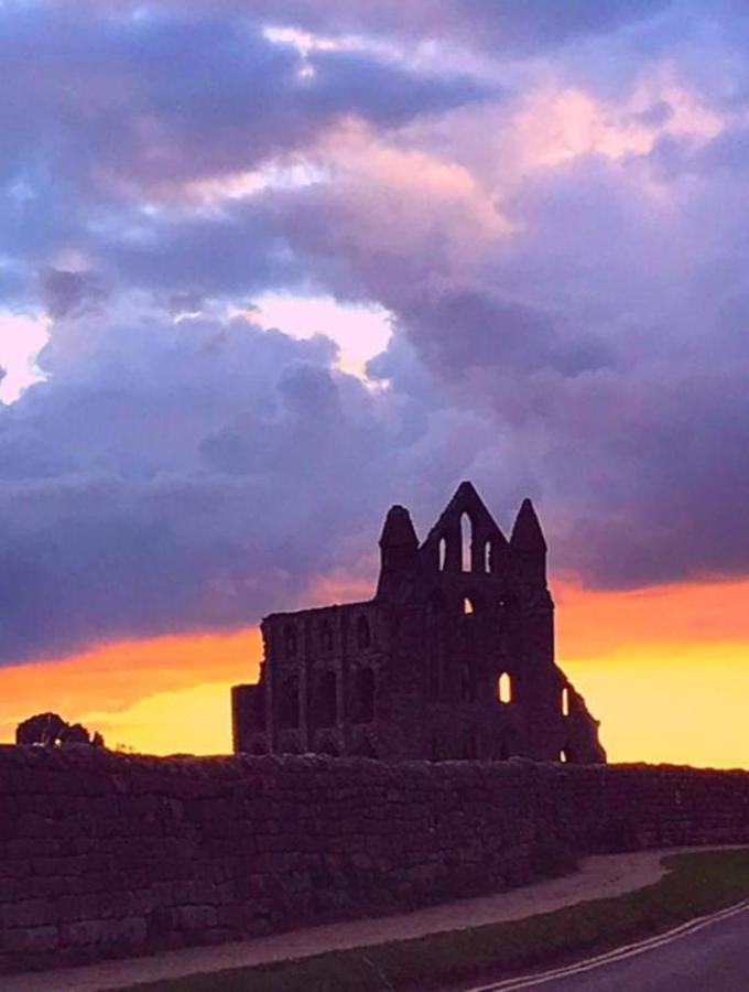 East Cliff View, Heart Of Whitby Bagian luar foto
